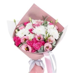 Барвистий мікс троянд, еустом і хризантем