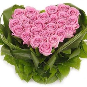 6549508963_tsvety-s-dostavkoj Серце із рожевих троянд