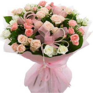 6549509940_buket-z-11 Кущові троянди у кольоровій палітрі