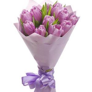Букет з 11 бузкових тюльпанів
