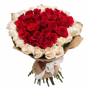 buket-krasnoe-serdtse Букет у формі серця із 25 троянд «Чарівне серце»