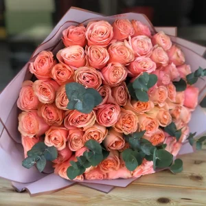 Букет із 51 троянди сорту Кахала