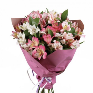 Букет із 7 різнокольорових альстромерій